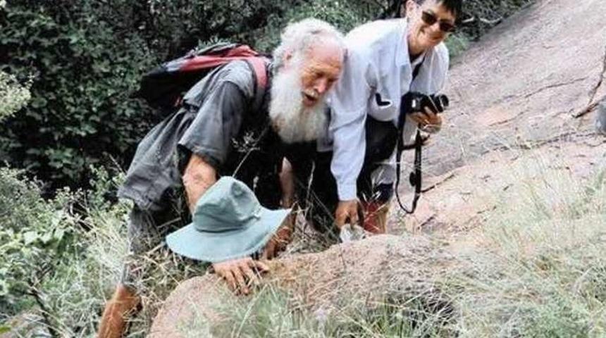 Dünya bu olayı konuşuyor! İngiliz turist çifti canlı canlı timsahların arasına atıp yem ettiler