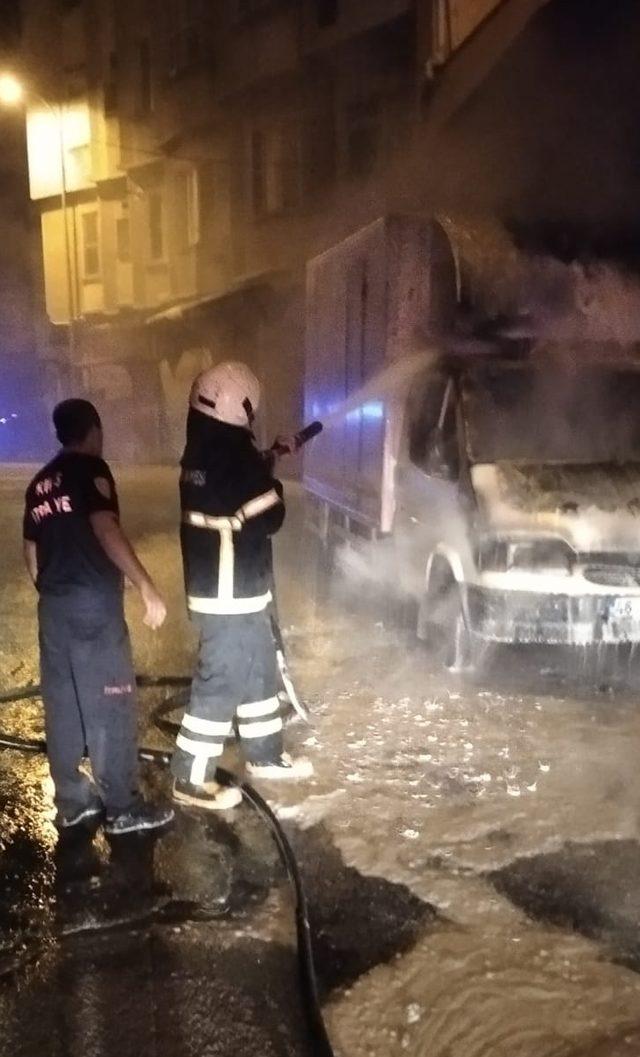 Kilis'te kamyoneti kundakladığı iddiasıyla bir şüpheli yakalandı