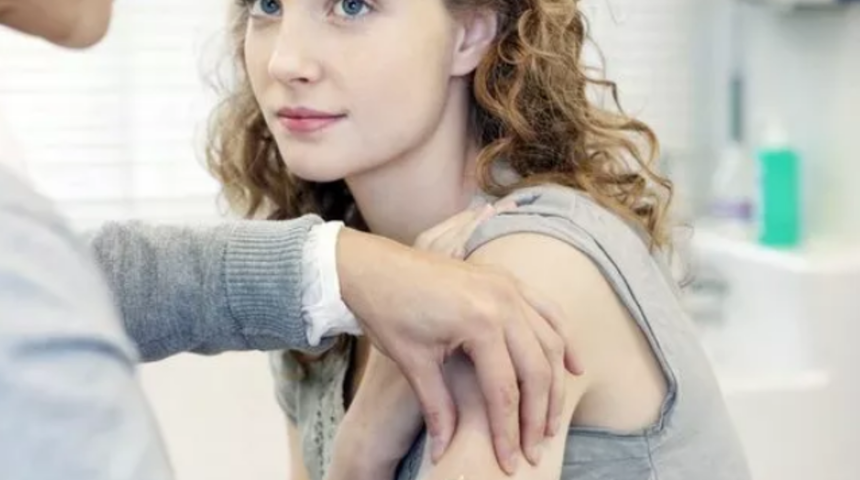 HPV aşısı ile rahim ağzı kanserini önleyebilirsiniz! 500 kız çocuğuna ücretsiz HPV aşısı yapılacak 