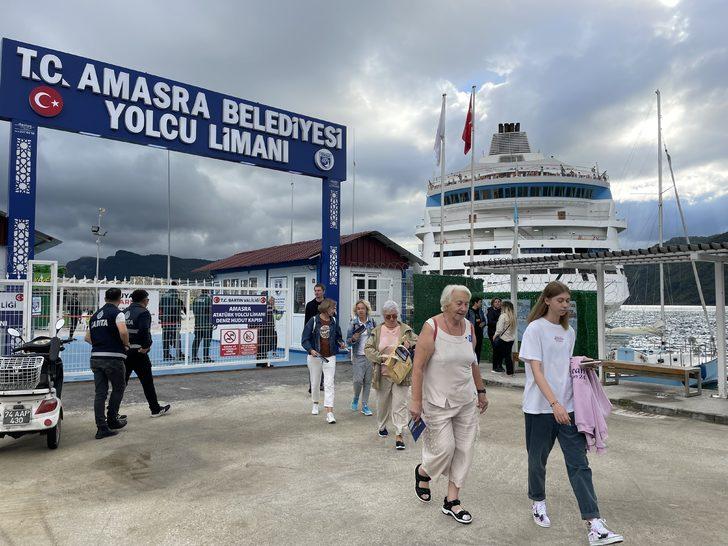 "Astoria Grande" kruvaziyeri 796 yolcusuyla dördüncü kez Amasra'da G2