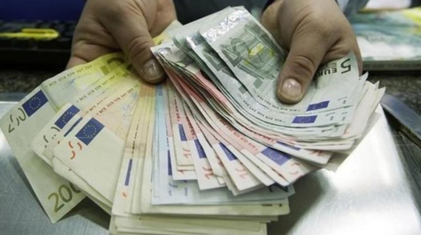FETÖ'cülere aylık 500 Euro maaş!