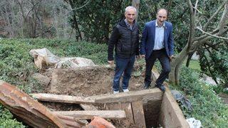 İkizdere'de ayılar mezarlara dadandı