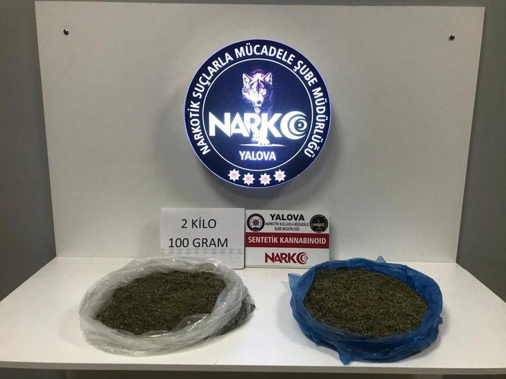 Yalova'da uyuşturucu operasyonunda çekyat içerisinde gizlenen şüpheli yakalandı G2