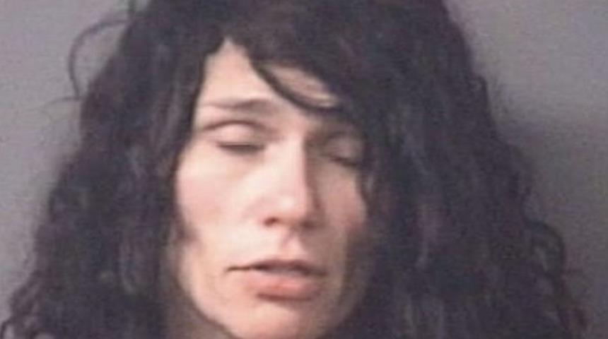 Evlat edindiği 5 yaşındaki çocuğu hadım etmeye çalıştı! Cinsel organındaki morluklar fark edilince...