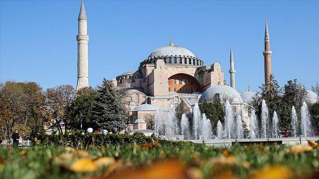 ÜÇ AYLAR DUASI: Üç aylar duası Arapça ve Türkçe okunuşu! İşte Peygamber Efendimizin recep ayı üç aylar duası
