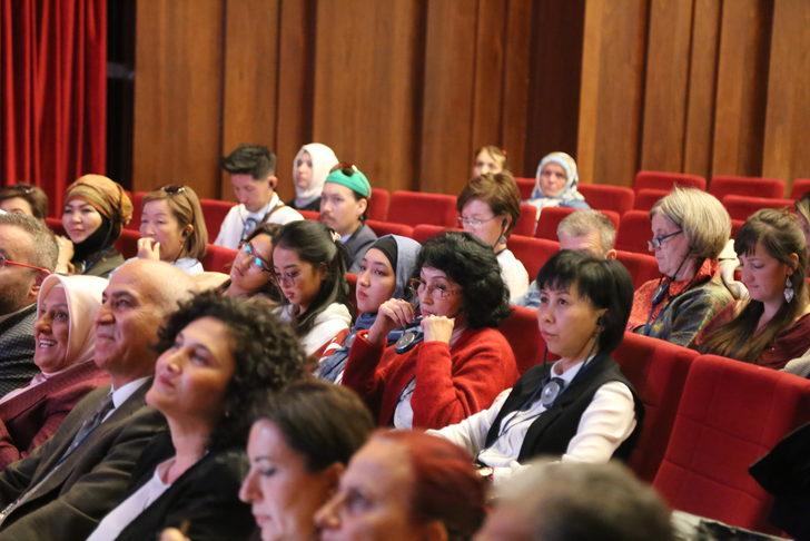 "Türk Dünyasında Kadın ve Moda Uluslararası Sempozyumu" G3