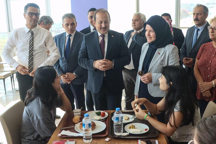 Mersin'de 7 bin 690 öğrenci yurtlara yerleştirildi G3