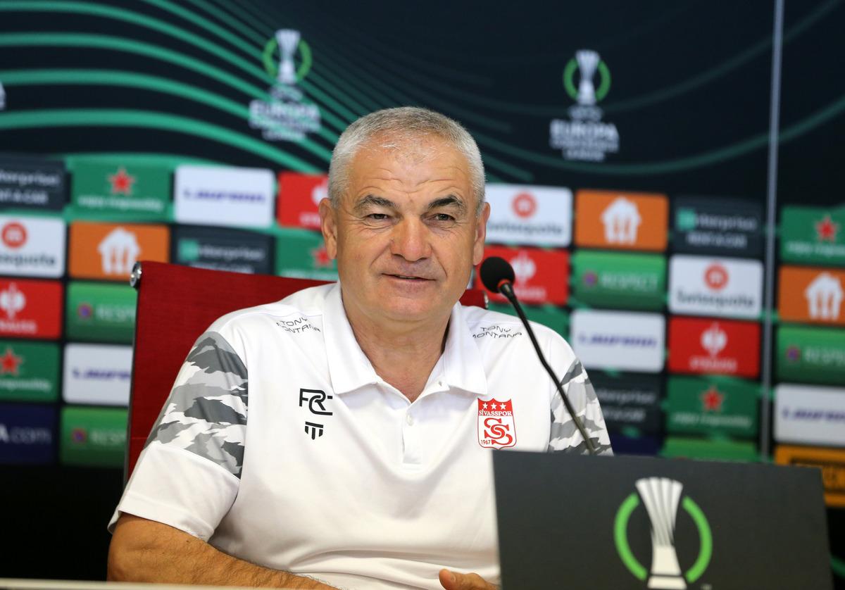 Sivasspor-Ballkani ma&ccedil;ına doğru