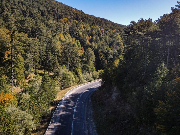 Domaniç Dağları sonbaharın sarı tonlarına bürünmeye başladı G3