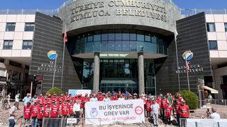 Kumluca Belediyesinde işçiler greve başladı