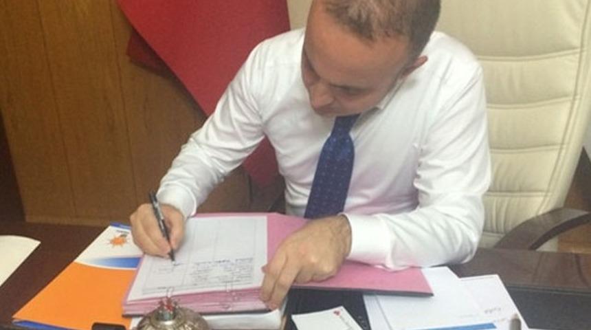 AK Parti vekillerinden imza toplamaya başladı