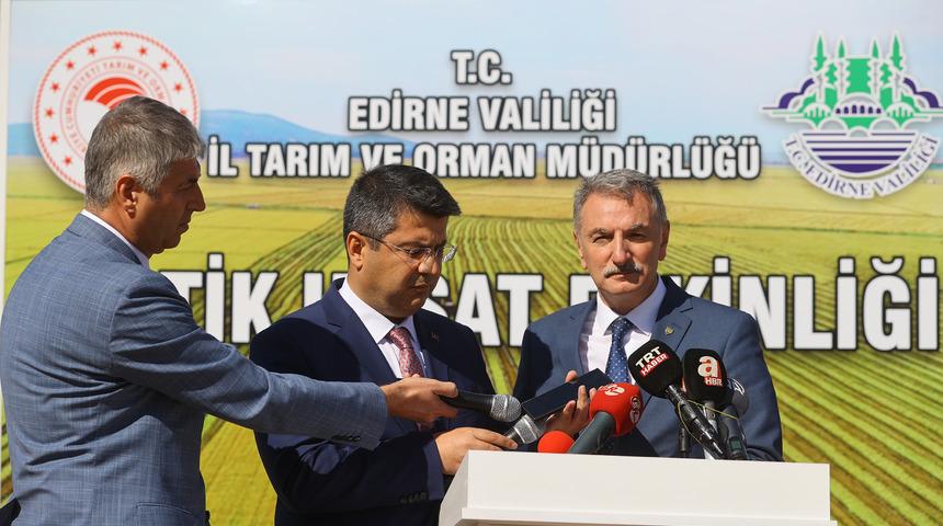 Bakan Kirişci, çeltik alım fiyatlarının ton başına 1000 lira artırıldığını açıkladı: