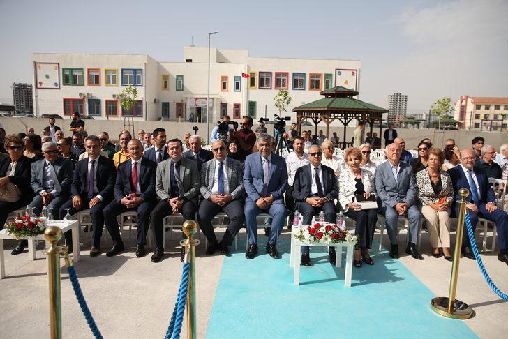 Hayırsever kadının babası adına yaptırdığı okulun açılışı yapıldı G2