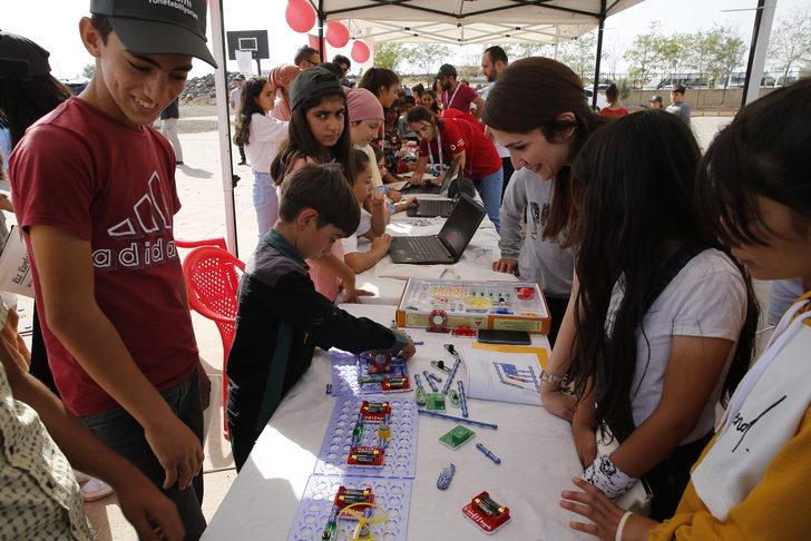 Diyarbakır'da kırsaldaki öğrenciler "Köy Bilim Festivali" ile buluştu G2