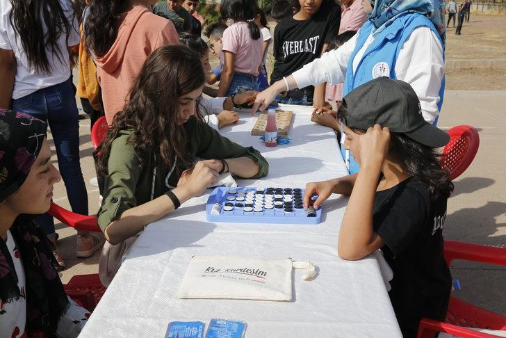 Diyarbakır'da kırsaldaki öğrenciler "Köy Bilim Festivali" ile buluştu G3