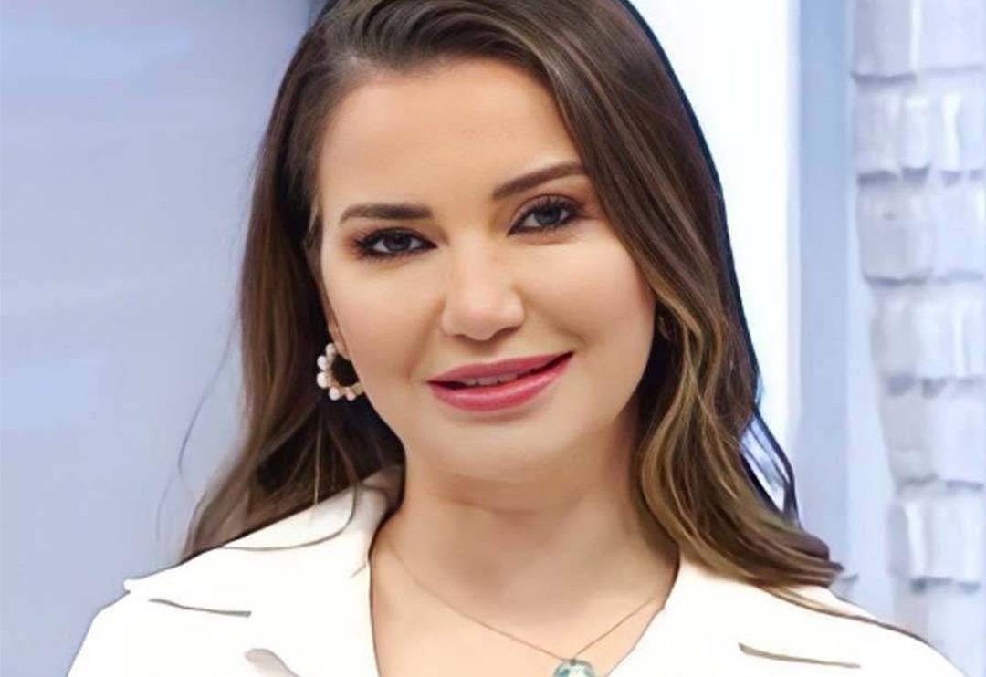 Esra Ezmeci'ye gelen Viagra itirafı şoke etti! ''Benimle ilişkiye girmiyor ama...''