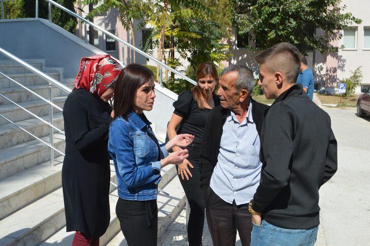 Afyonkarahisar'da boşandığı kadını bıçakla yaralayan sanık hakim karşısında G1