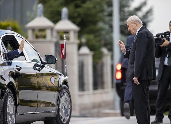 Cumhurbaşkanı Erdoğan ile MHP Genel Başkanı Bahçeli'nin görüşmesi sona erdi G3