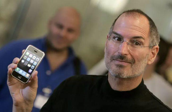11 yıl önce bugün: Apple'ın efsanevi CEO'su Steve Jobs vefat etti