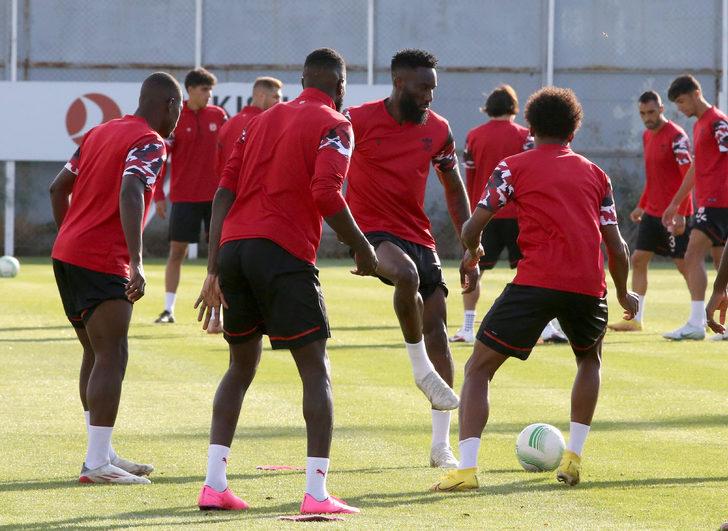 Sivasspor, Ballkani maçının hazırlıklarını tamamladı G4