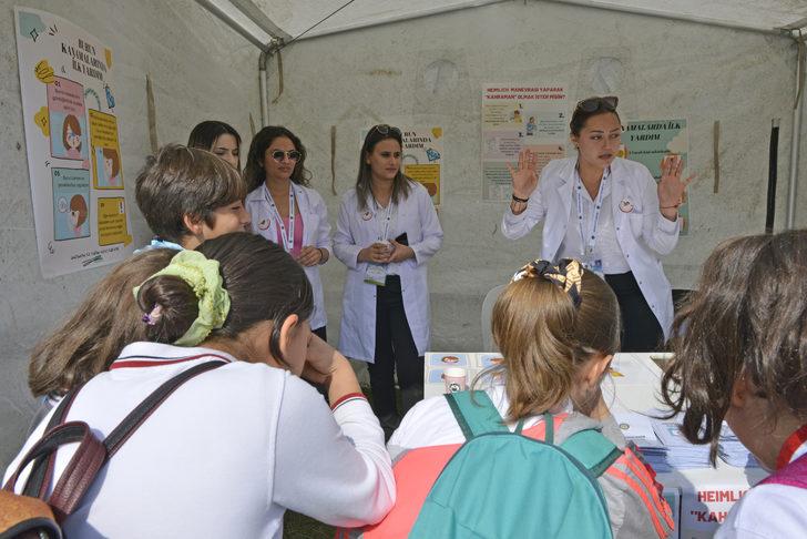 Yaşlılarla çocuklar, bilim ve oyun festivalinde bir araya geldi G5