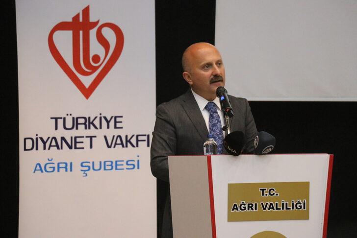 TDV 2. Başkanı Açık, Ayasofya'nın mıknatıs gibi cemaat çektiğini ifade etti G3