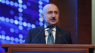 Bakan Karaismailoğlu'ndan dikkat çeken açıklama: Feribottaki geçiş 31 dolardı, biz 10 dolar alıyoruz