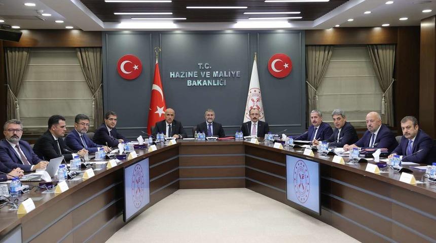 Bakan Nebati duyurdu: Gıda fiyatlarında çalışmalar genişletildi: Kırmızı et ve süt için yeni karar