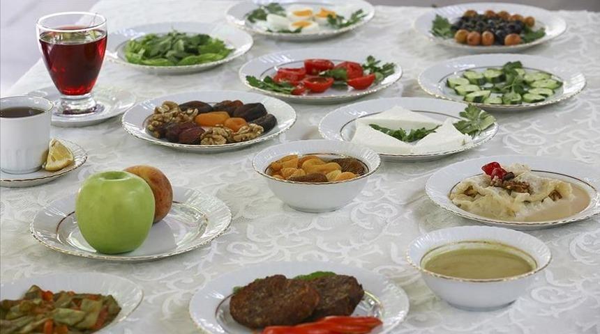 MEVLİD KANDİLİ ORUCU ne zaman? Mevlid Kandili’nde oruç tutulur mu, nasıl niyet edilir? Diyanet açıkladı!