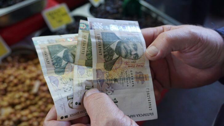 Bulgarlar yine Edirne pazarını alt üst etti! 'Mallar çok güzel, en güzel yerimiz Edirne' G4