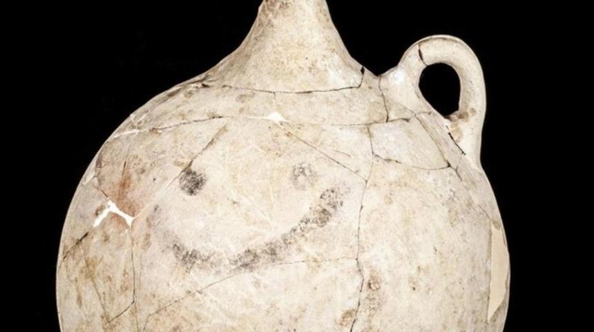 T&uuml;rkiye'de bulundu! İşte tarihteki ilk emoji