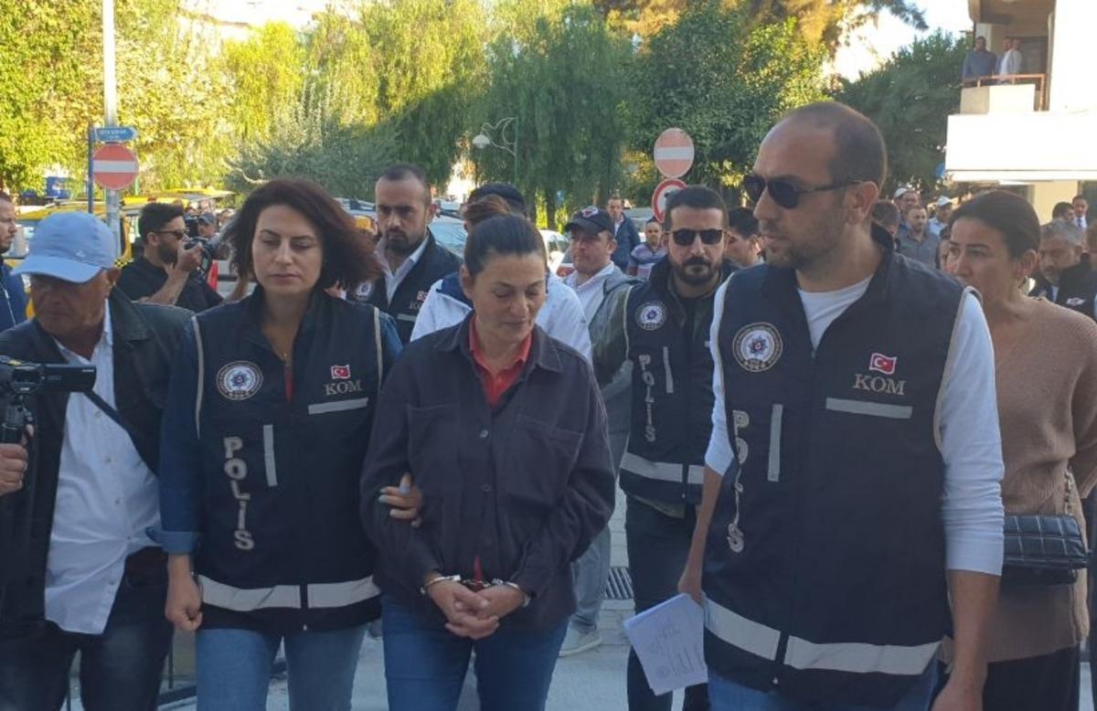 Kuşadası Belediyesindeki soruşturmaya ilişkin g&ouml;zaltına alınan 8 ş&uuml;pheli adliyede