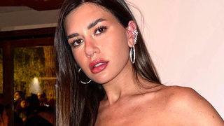 Fenomen Sibil Çetinkaya göğüs ucunu yıldızlarla kapattı! ''Dua Lipa sandım''