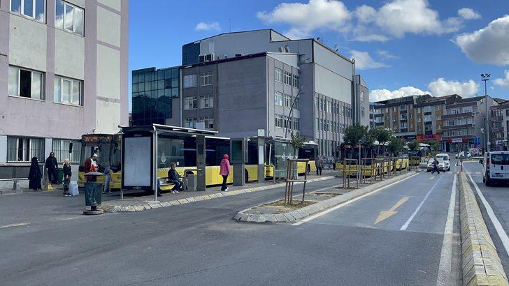 Gaziosmanpaşa'da 2 otobüsün arasına sıkışan İETT şoförü yaralandı G3