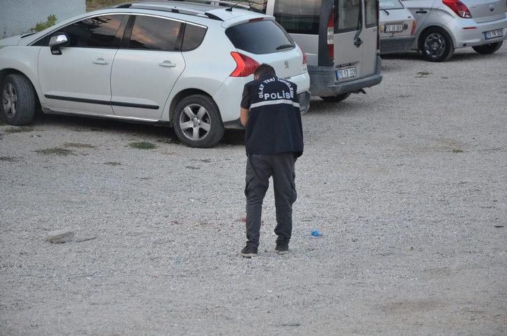 Karaman'da bıçaklı kavgada bir kişi ağır yaralandı G2