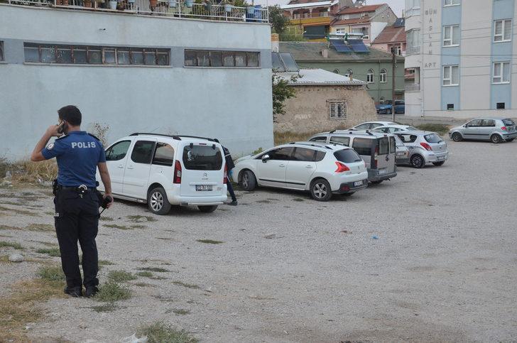 Karaman'da bıçaklı kavgada bir kişi ağır yaralandı G3