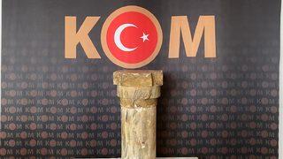 Hatay'da evinde sikke, sütun ve heykel başı bulunan zanlı yakalandı