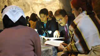 Çankırı'da öğrenciler, Yer Altı Tuz Şehri'nde kitap okudu