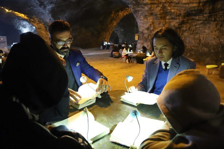 Çankırı'da öğrenciler, Yer Altı Tuz Şehri'nde kitap okudu G4