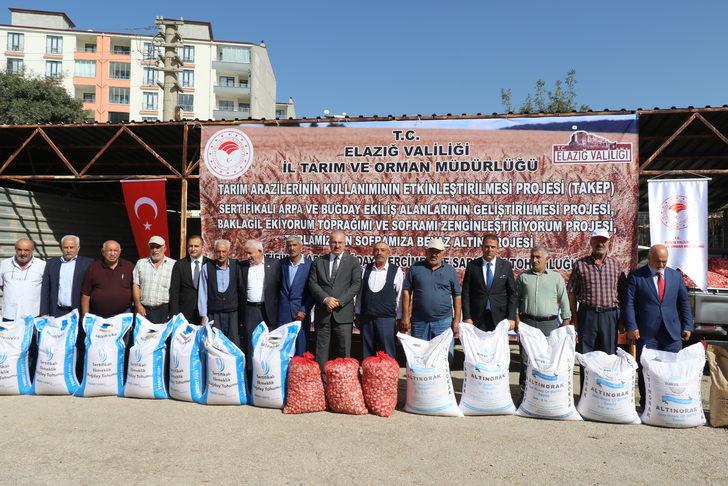 Elazığ'da 1442 üreticiye yüzde 75 hibeli tohum desteği verildi G5