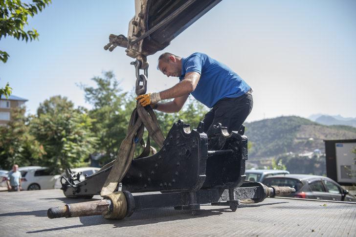 Tunceli'de müzeye bağışlanan 124 yıllık sahra topu koruma altına alındı G5