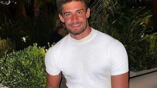 Batuhan Karacakaya ve sevgilisinden yatak pozu! Özeliniz size kalsın