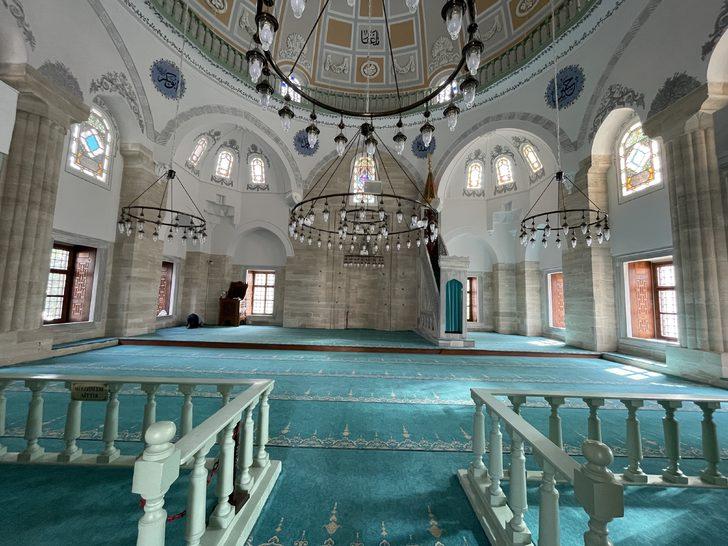 Tarihin izlerini taşıyan Rüstem Paşa Camisi, döneminin mimari özelliklerini yansıtıyor G4