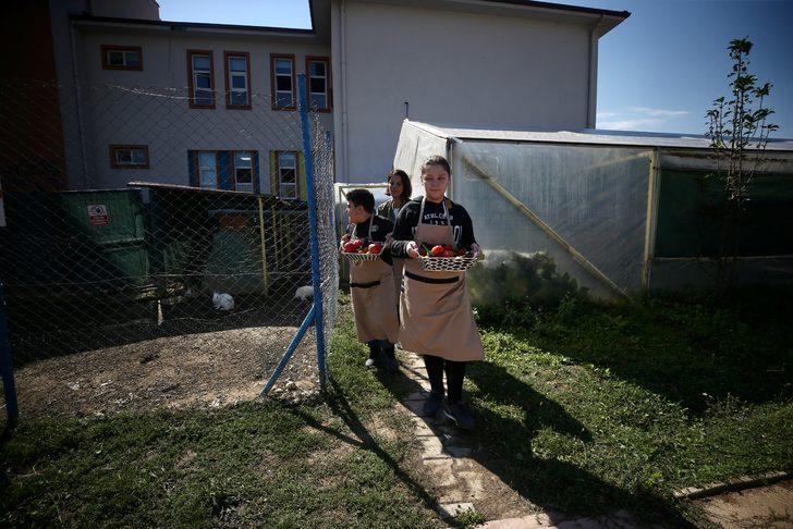 Otizmli çocuklara toprak sevgisi aşılayan proje, TÜBİTAK'tan destek aldı G5