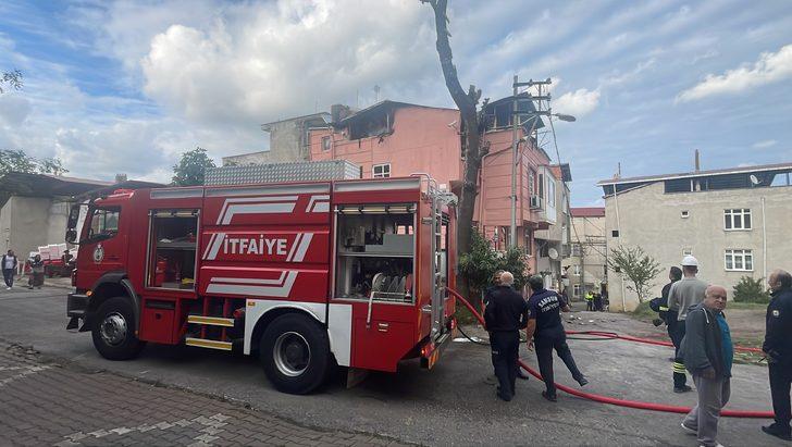 Samsun'da bir binanın çatısında çıkan yangın söndürüldü G3