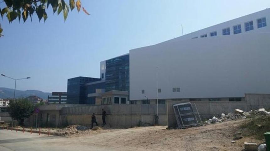 Bursa'da iş adamlarına 5 yıldızlı nezarethane
