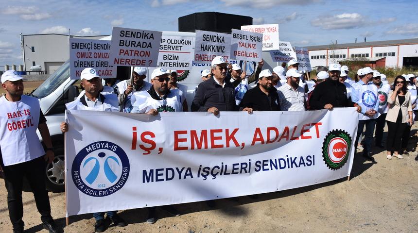 Sendikaya üye oldukları için işten çıkarılan işçiler eylem yaptı