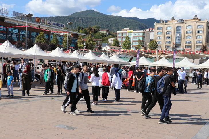 Bilime meraklı çocuklar şenlikte buluştu G2