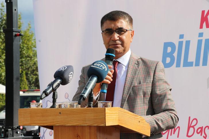 Bilime meraklı çocuklar şenlikte buluştu G3