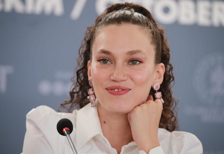 59. Antalya Altın Portakal Film Festivali'nde "LCV (Lütfen Cevap Veriniz)"in gösterimi yapıldı G5